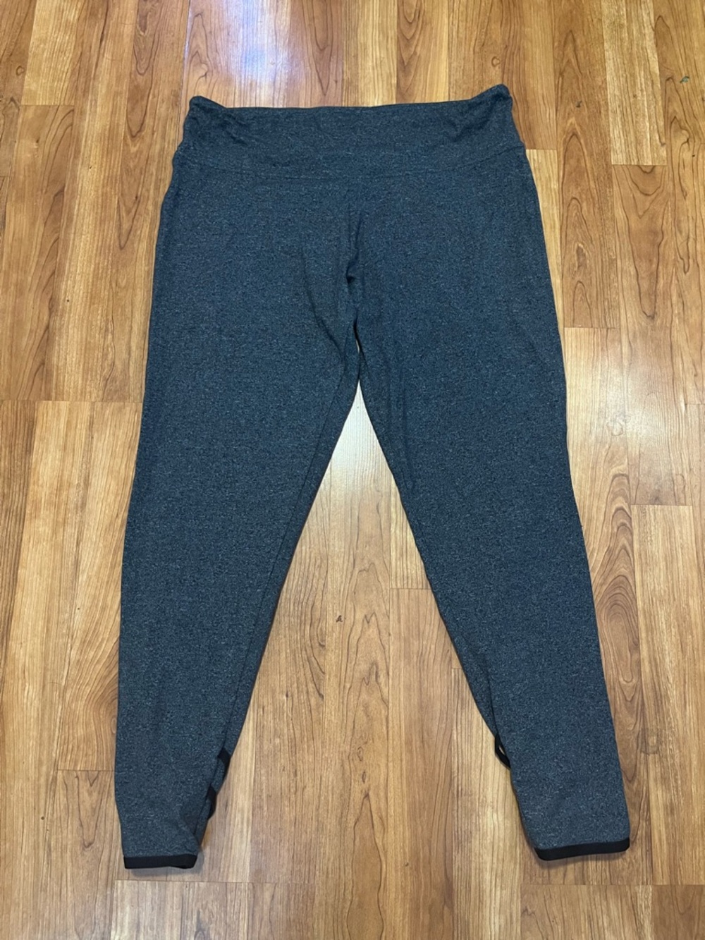 Victoria's Secret Dark Gray Strappy Ankle Leggings, XL